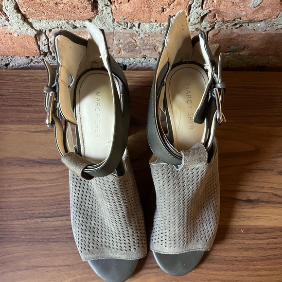 Mark Fisher open-toe heels, size 9M - barely worn - Picture 2 of 3